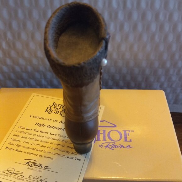 Just The Right Shoe  By Raine High Button Boot  Mini Figurine 25034 - Picture 6 of 9